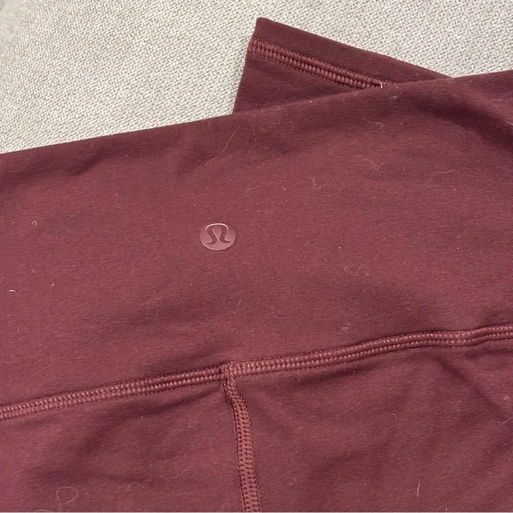 Lululemon Capri Burgundy Leggings Womens U.S. 6 - Picture 2 of 4